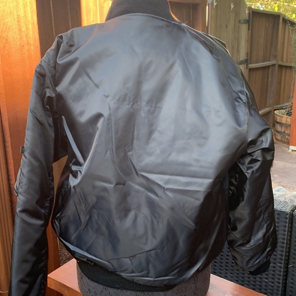 MA-1 bomber jacket NWT size S - Picture 5 of 5